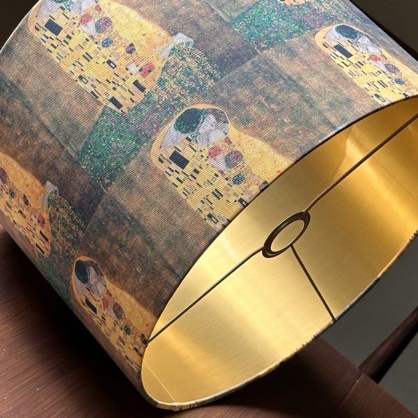 THE KISS lined brushed gold lampshade