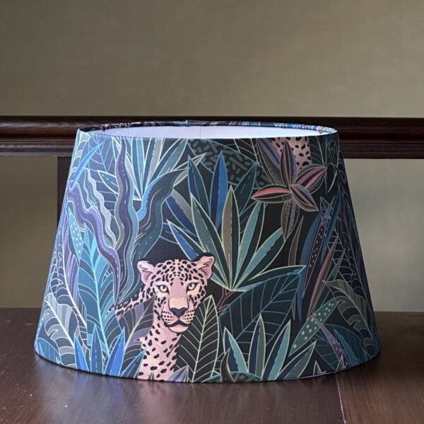 EXOTIC JUNGLE RETREAT Lampshade