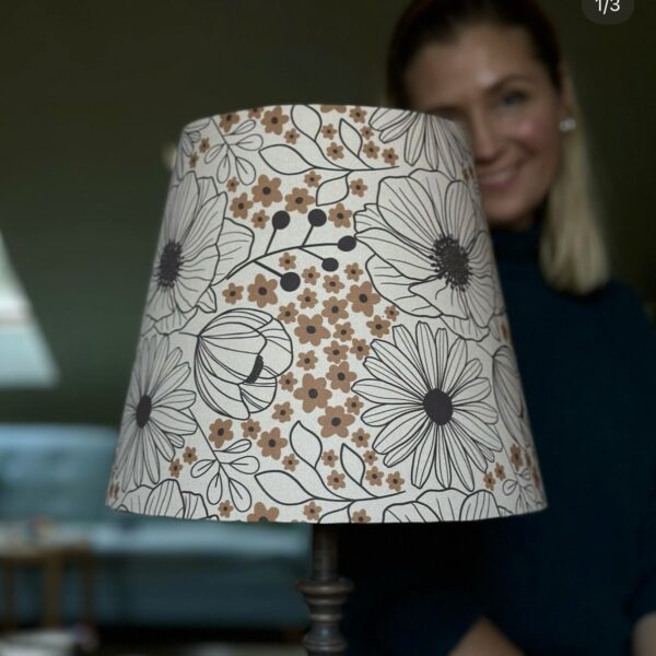 Earth Tone Retro Floral Pattern Lampshade